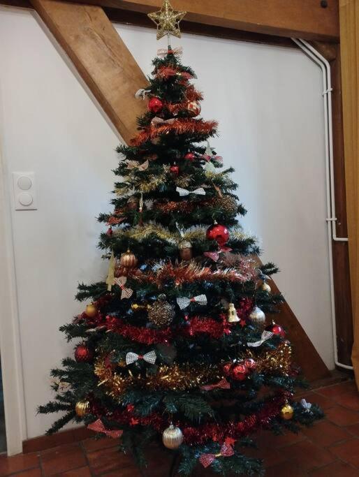 Appartement Dans Village Calme A 5 Min Des Lacs Mathaux 外观 照片