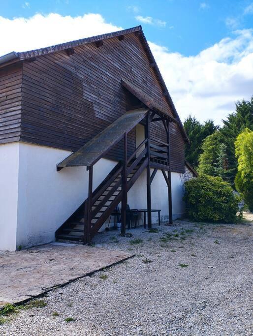 Appartement Dans Village Calme A 5 Min Des Lacs Mathaux 外观 照片